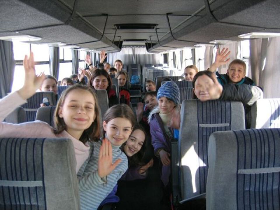 Автобус для школьной экскурсии
